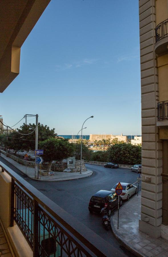 City Center Apartment In Great Location Iráklio Kültér fotó