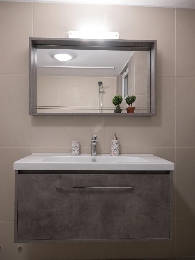 City Center Apartment In Great Location Iráklio Kültér fotó